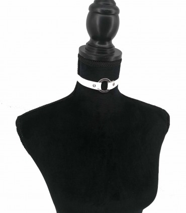 Leather choker C29