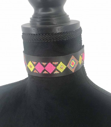Leather choker C119